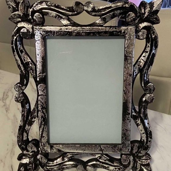 New Wooden Picture Frame - Picture 1 of 4